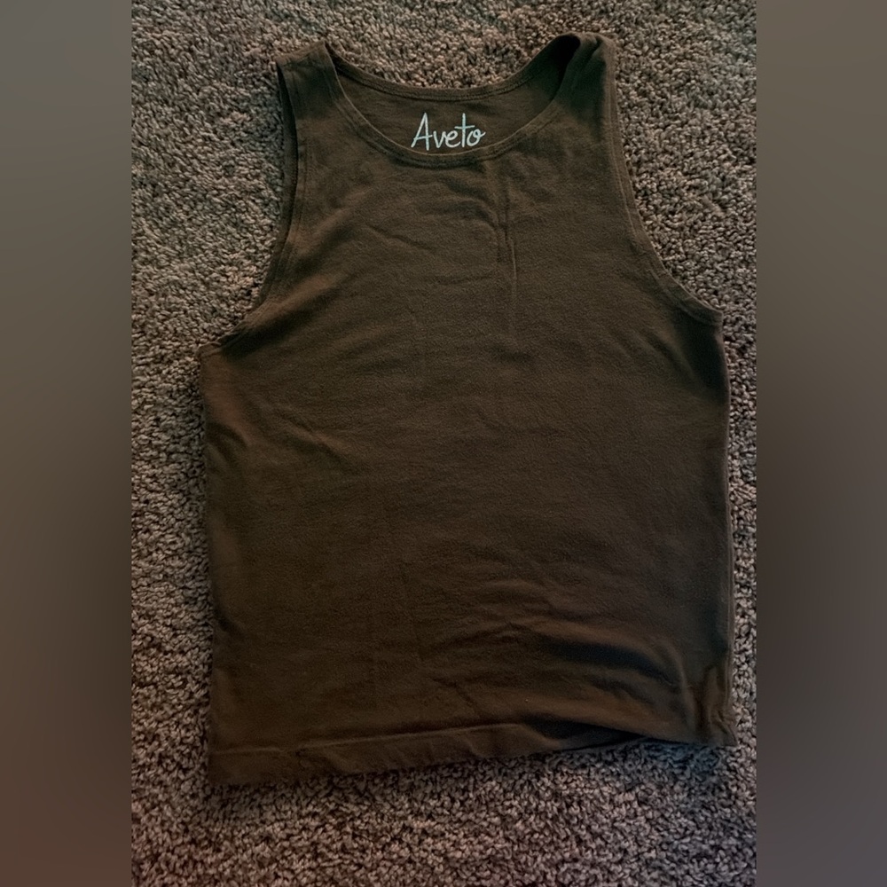 Aveto Sleeveless Black Top